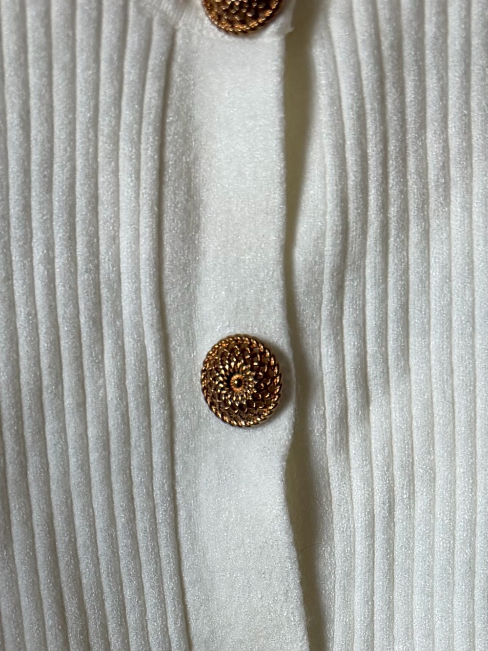 Commense Ribbed Top with Gold buttons - Picture 4 of 4